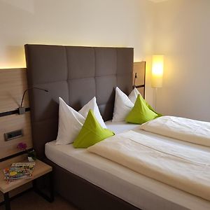 Camera con letto king size